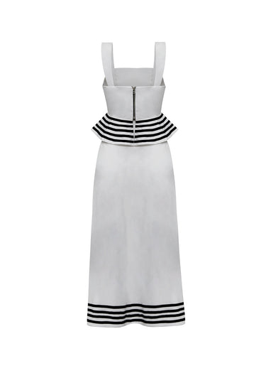 Conjunto blanco con cenefa negro