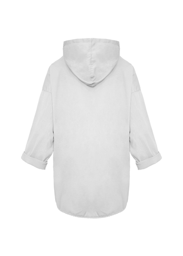 Chaqueta con detalles dorados