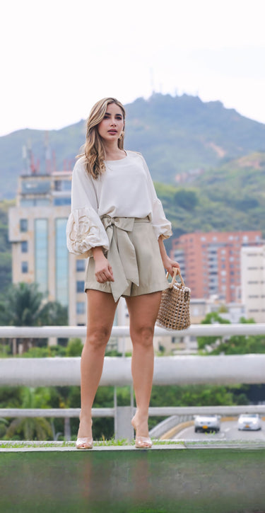 Short Sastrero con Lazo Lateral