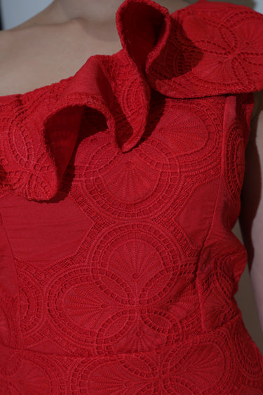 Vestido asimetrico con encaje y bolero