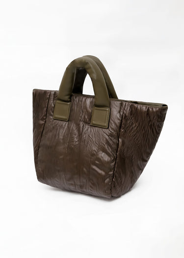 Bolso tote con textura arrugada