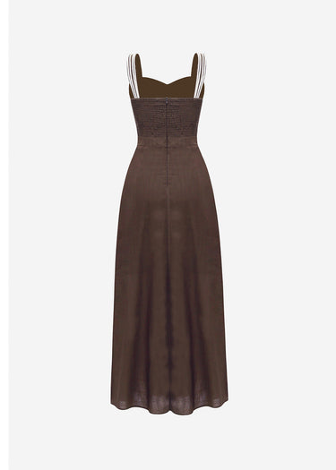 Vestido con bordados orgánicos