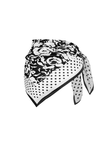 Pañoleta con estampado de rosas y lunares